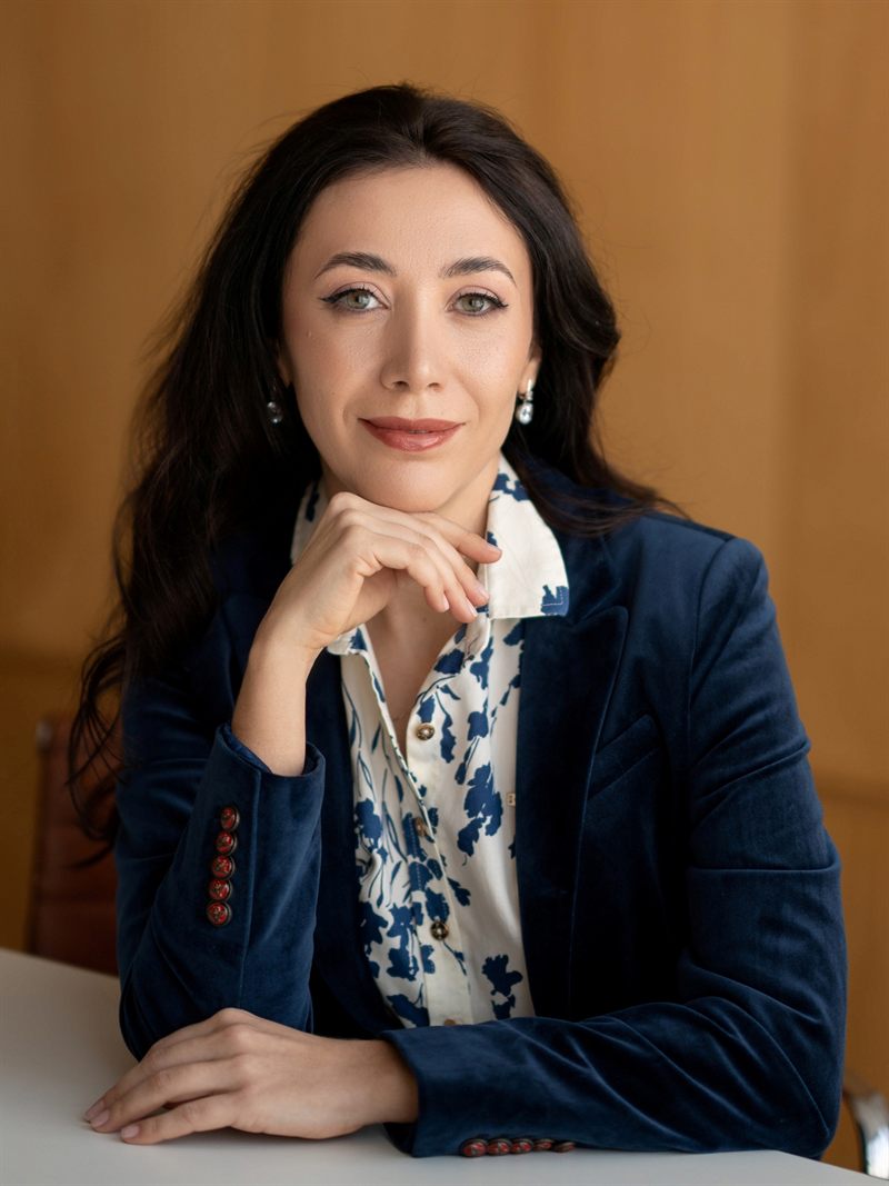 Марина Легкоступ